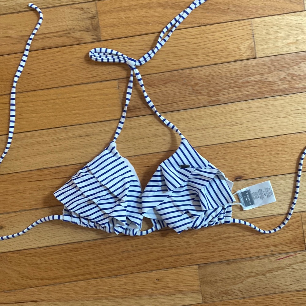 O’Neill ruffle bikini top